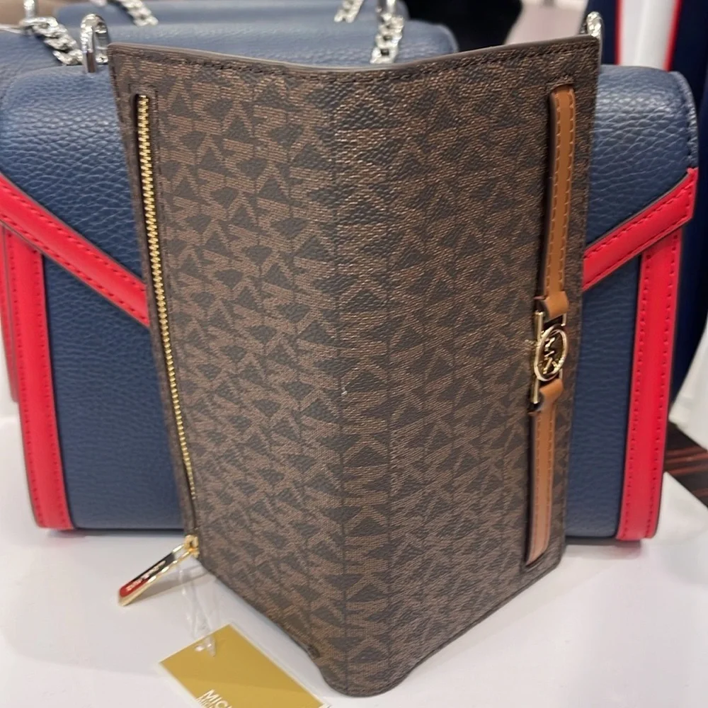 Michael Kors Reed Large Bifold Signature Snap Wallet Card Case 
Brown 
NWT - Picture 7 of 16